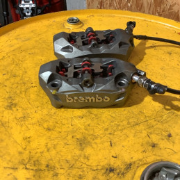 Étriers avant brembo