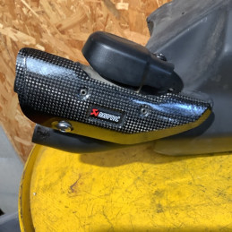 cache échappement AKRAPOVIC