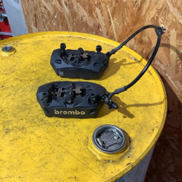 Étriers avant paire BREMBO