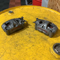 Étriers avant brembo